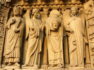 Sculptures de la façade de Notre-Dame de Paris